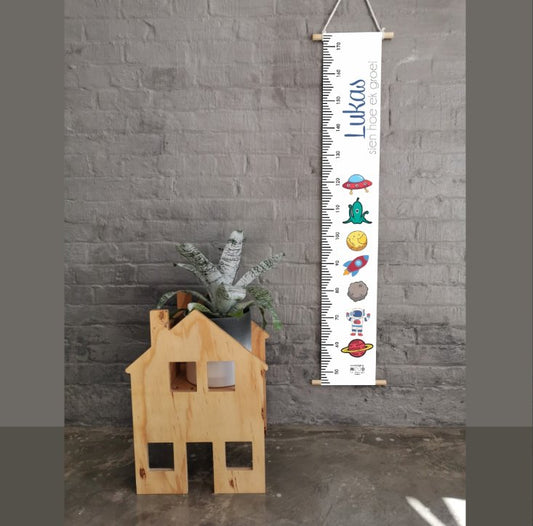 Space Personalised Growth Chart - Liley and Luca