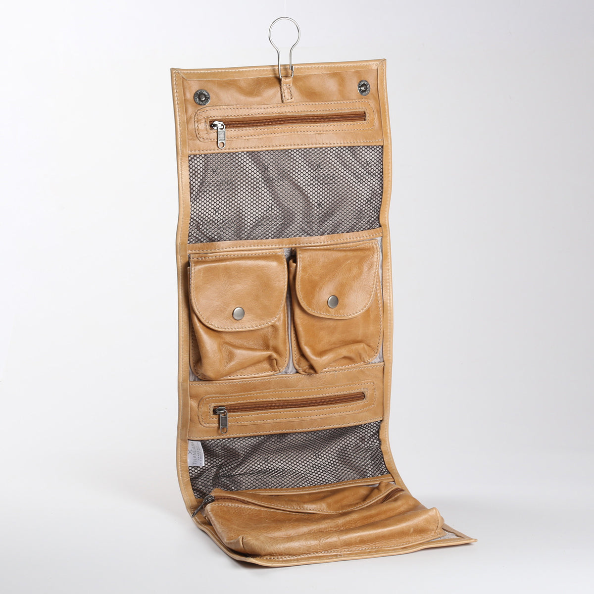 ASHWOOD - Men's Hanging Wash Bag / Shaving Bag / Travel / Gym / Toilet –  The Real Handbag Shop